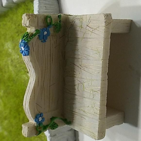 Fairy Garden set Miniature figures ,bench, Fun decor - Picture 3 of 5